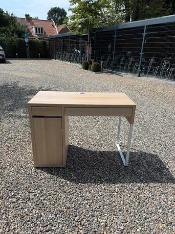 Ikea Bureau Micke eiken beschikbaar voor biedingen