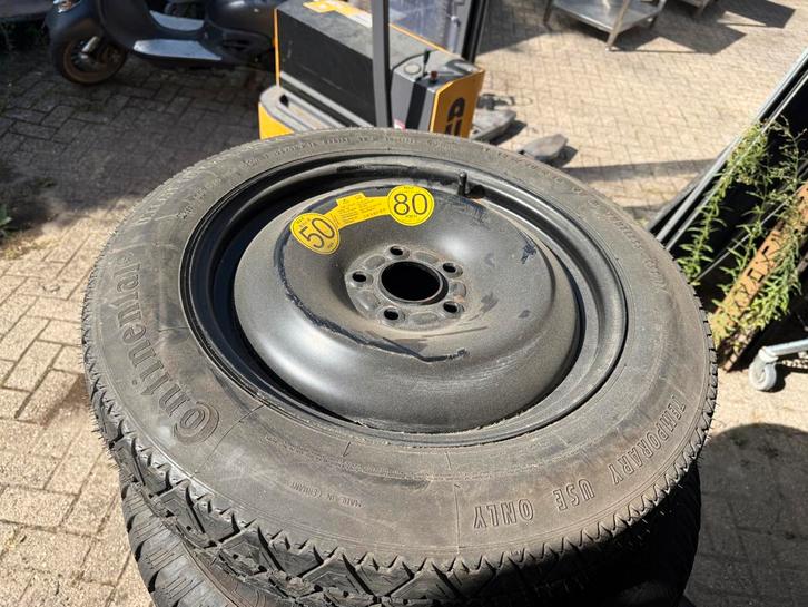 Continental Reservewiel T125/90 R16 en winter banden+velgen, Auto-onderdelen, Banden en Velgen, Banden en Velgen, All Season, 16 inch