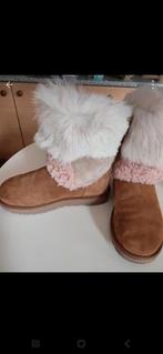 Mooie nieuwe uggs, Kleding | Dames, Schoenen, Ophalen of Verzenden, Nieuw, Zwart
