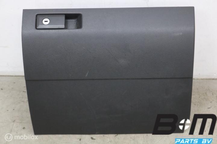 Dashboardkastje VW Caddy 2K5857095C, Auto-onderdelen, Dashboard en Schakelaars, Gebruikt