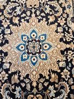 Handgeknoopt perzisch tapijt nain 135x86, Info@SlatsAntiek.nl, Crème, 100 tot 150 cm, Perzisch