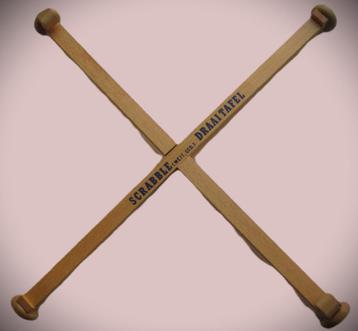 Scrabble draaitafel~Draaiplateau~SIO~Houten Draaier beschikbaar voor biedingen