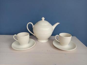 Wedgwood Windsor theepot + 2 kop/schotels (afhaalprijs) beschikbaar voor biedingen