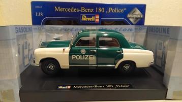 Mercedes 180 Ponton Polizei Politie Revell metal 1:18 KRD beschikbaar voor biedingen