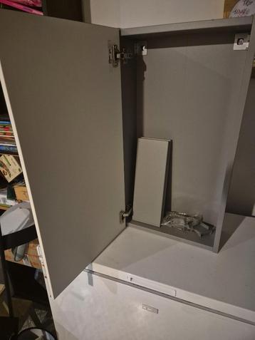 mirror cabinet / enhet ikea Spiegelkast met 1 deur, wit beschikbaar voor biedingen