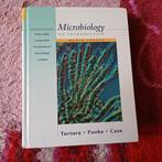 Microbiology: An Introduction - Tortora, Funke, Case, Gelezen, Tortora, Funke, Case, Beta, HBO