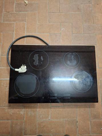 Inductie elecktrische kookplaat  beschikbaar voor biedingen