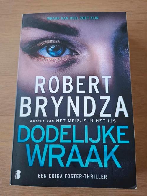 Robert Bryndza - Dodelijke wraak, Boeken, Thrillers, Zo goed als nieuw, Nederland, Ophalen of Verzenden