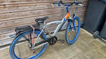 Fiets te koop beschikbaar voor biedingen