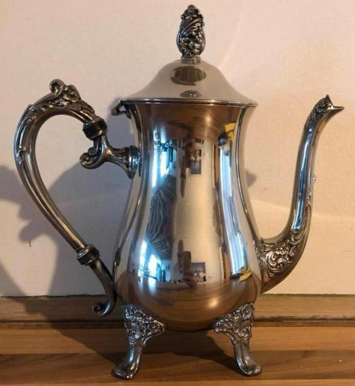 Verchroomde koffiepot theepot in Rococo stijl, Antiek en Kunst, Antiek | Goud en Zilver, Ophalen of Verzenden
