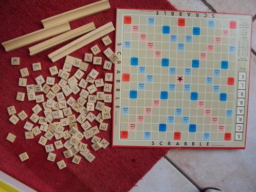 SCRABBLE  LETTERBLOKJES van HOUT, Hobby en Vrije tijd, Gezelschapsspellen | Bordspellen, Gebruikt, Ophalen of Verzenden