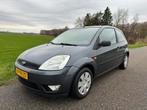 Ford Fiesta 1.4-16V Trend 2004 | Airco | Nieuwe apk, Auto's, Voorwielaandrijving, Stof, 4 cilinders, 995 kg