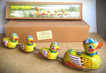 Blikken eendjes~Eend en kuikens in originele doos~Speelgoed beschikbaar voor biedingen