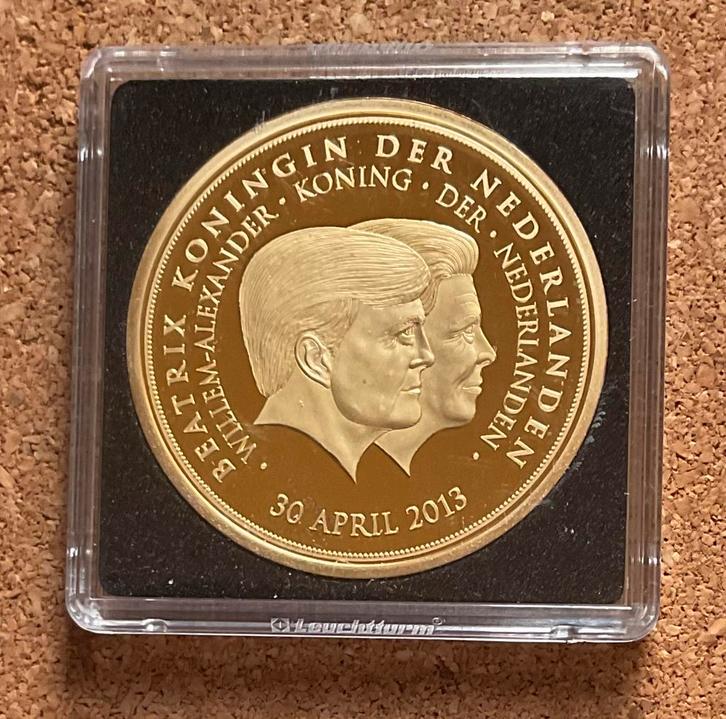 Penning Beatrix Koningin Willem Alexander Koning  30-4-2013, Postzegels en Munten, Penningen en Medailles, Overige materialen