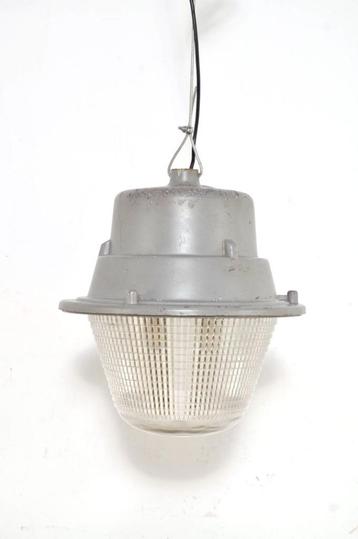 Vintage kristallampen fabriekslamp cristal lamp industrieel  beschikbaar voor biedingen
