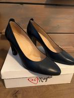 Stewardess hakken - Maat 42, Kleding | Dames, Schoenen, Ophalen of Verzenden, Gedragen, Zwart, Pumps