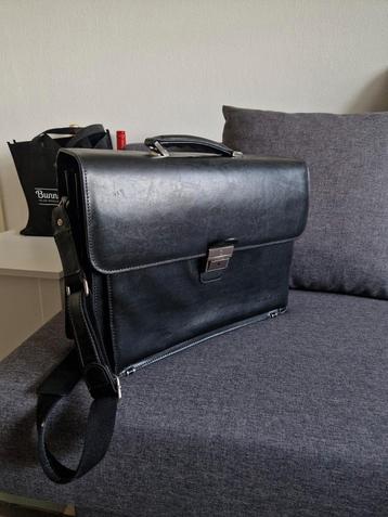 Castelijn & Beerens Realta laptoptas van leer met 15,4 inch  beschikbaar voor biedingen