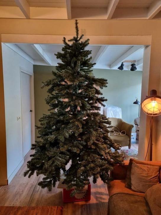 Grote kunst kerstboom Triumph de  Scandia pine, Huis en Inrichting, Woonaccessoires | Kunstplanten en Kunstbloemen, Gebruikt, Ophalen