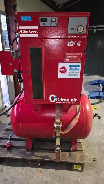 Atlas Copco Schroefcompressor - Goede Staat! beschikbaar voor biedingen