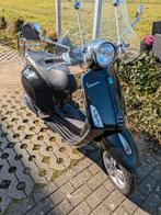 Tekoop mooie vespa sprint scooter, Ophalen, Zo goed als nieuw, Vespa