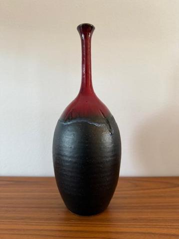 Vaas, tuitvaas, keramiek, glazuur, design, art, vintage, beschikbaar voor biedingen