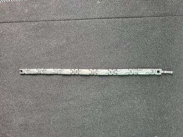 Zilveren armband beschikbaar voor biedingen