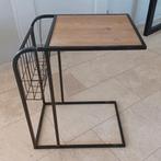 Bijzet tafel,  laptop tafel met mandje voor tijdschriften, Ophalen of Verzenden, Zo goed als nieuw, Rechthoekig, Hout