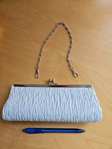 Clutch wit *NIEUW* beschikbaar voor biedingen