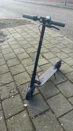 Elektrische step 25/30 kilometer per uur, Fietsen en Brommers, Steps, Ophalen, Zo goed als nieuw, Elektrische step (E-scooter)