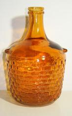 Grote bruine glazen fles met mand relief, Minder dan 50 cm, Glas, Ophalen of Verzenden, Zo goed als nieuw