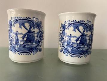 Nostalgische mokken met molen – Set van 2 beschikbaar voor biedingen