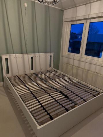 Ikea bed 160 x 200 Songesand met lattenbodems - afbeelding 3