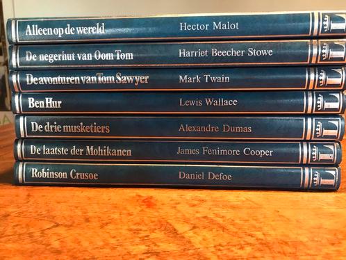 7 boeken uit de serie ‘Wereldberoemde Jeugdboeken’, Boeken, Kinderboeken | Jeugd | 13 jaar en ouder, Gelezen, Ophalen of Verzenden