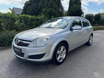 Opel Astra 1.6 AIRCO / CRUISE / APK 08/2026 / TREKHAAK / LM  beschikbaar voor biedingen