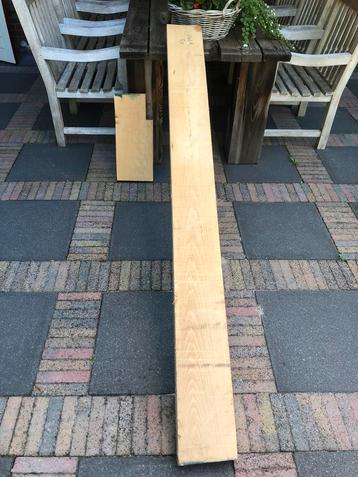 Lindehout 1x 202cmx18.9cmx5.1 + 1 kort beschikbaar voor biedingen