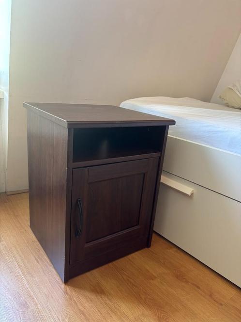 IKEA SONGESAND Nachtkastje, Huis en Inrichting, Slaapkamer | Nachtkastjes, Gebruikt, Minder dan 55 cm, Minder dan 45 cm, Hout
