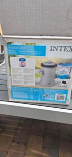 Intex Zwembad Filterpomp - maar1 dag gebruikt !, Tuin en Terras, Zwembad-toebehoren, Ophalen of Verzenden, Nieuw, Zwembadpomp