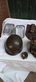 2 oude leger helmen, Verzamelen, Militaria | Algemeen, Ophalen of Verzenden, Landmacht, Nederland, Helm of Baret