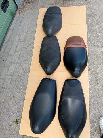 Gilera runner/ skr/ typhoon/ vespa zadels beschikbaar voor biedingen
