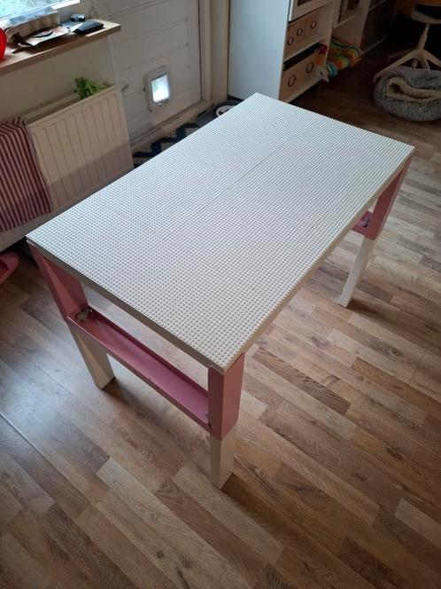 Rose IKEA Pahl bureau met Lego platen, Kinderen en Baby's, Speelgoed | Speeltafels, Zo goed als nieuw, Ophalen