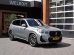 BMW iX1 eDrive20 67 kWh | M-Pakket | NL-Auto | Innovation Pa, Auto's, BMW, Gebruikt, 750 kg, 204 pk, 474 km