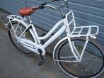 Damesfiets, wit met pakjedrager voor, Nexus 3 versnellingen,, Fietsen en Brommers, Fietsen | Dames | Damesfietsen, Gebruikt, Versnellingen