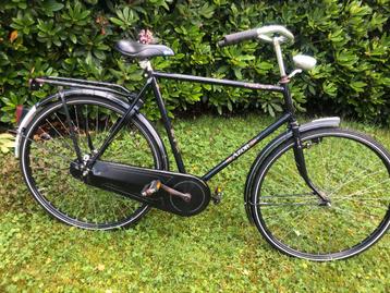 Herenfiets model opa fiets 28 inch merk Azor prijs 75 euro beschikbaar voor biedingen