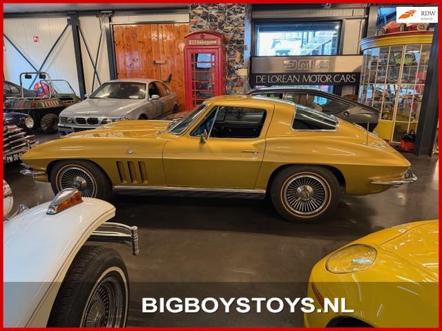 Chevrolet C2 CORVETTE COUPE, Auto's, Oldtimers, Te koop, Lichtmetalen velgen, Metallic lak, Chevrolet, Benzine, Coupé, Handgeschakeld