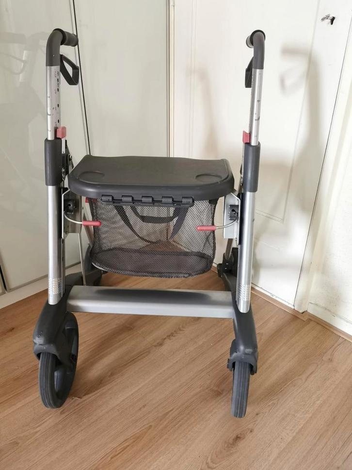 Rollator Anwb Active, Diversen, Rollators, Zo goed als nieuw, Opvouwbaar, Ophalen of Verzenden