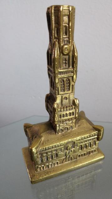 Koperen sculptuur van het Belfort te Brugge. beschikbaar voor biedingen