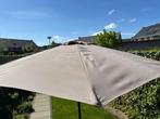 Parasol taupe vierkant, Ophalen, Gebruikt, 3 tot 4 meter, Stokparasol