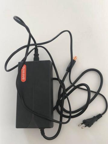 Snel lader 50.4V - Phatfour Compatibel beschikbaar voor biedingen