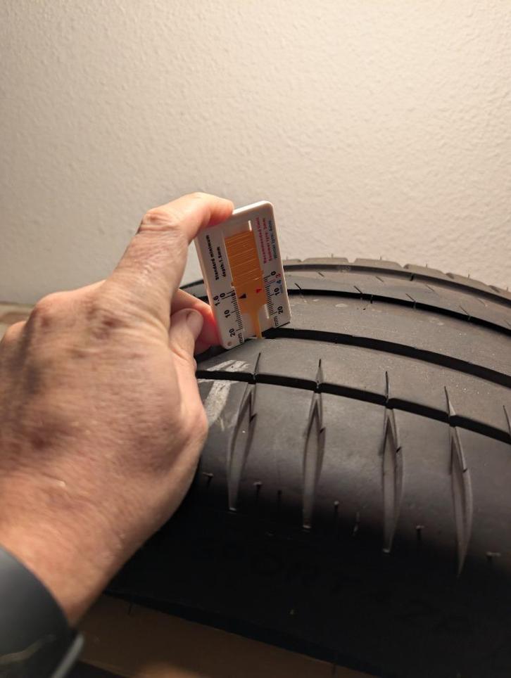 Michelin Pilot Sport 4 -used-, Auto-onderdelen, Banden en Velgen, Band(en), Zomerbanden, 18 inch, 255 mm, Personenwagen, Gebruikt