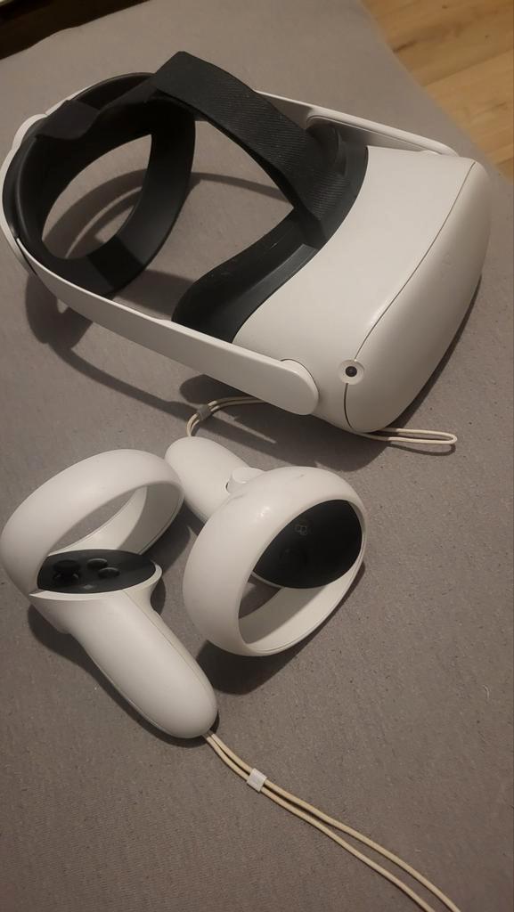 Oculus Quest 2 - wit - met comfort strap, Spelcomputers en Games, Virtual Reality, Zo goed als nieuw, Overige platformen, Ophalen of Verzenden